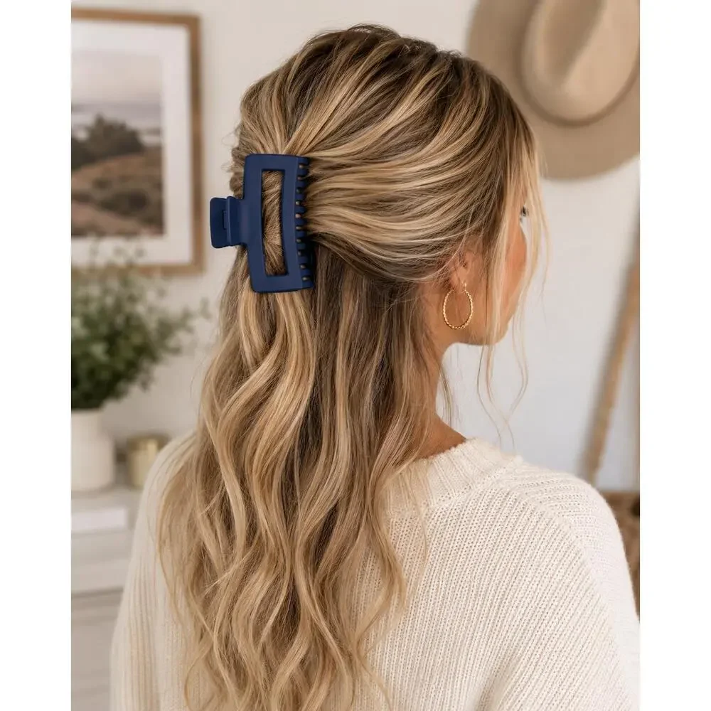 Everyday Matte Rectangle Claw Clip | Large Hair Clip